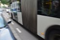 Welpen im Drehkranz vom KVB Bus eingeklemmt Koeln Chlodwigplatz P15